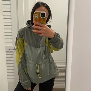 Lululemon Evergreen Anorak size 4